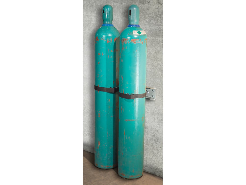 35264bfeaturesbullibrackets-accept-cylinder-sizes-ranging-from-4-to-12in-102-to-305mmliliexclusive-bumper-guard-edging-with-steel-reinforced-vinyl-protects-your-cylinders-from-damage-while-providing-extra-griplilidesigned-for