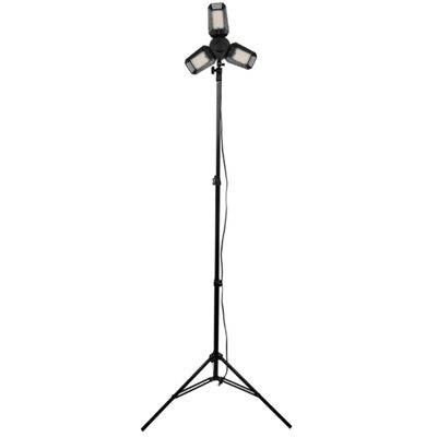 Wilmar Corp. / Performance Tool 6500+LM 120V Work Light w/Tripod